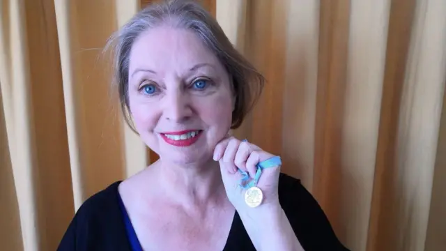 Hilary Mantel with her Hay Festival Medal for Prose