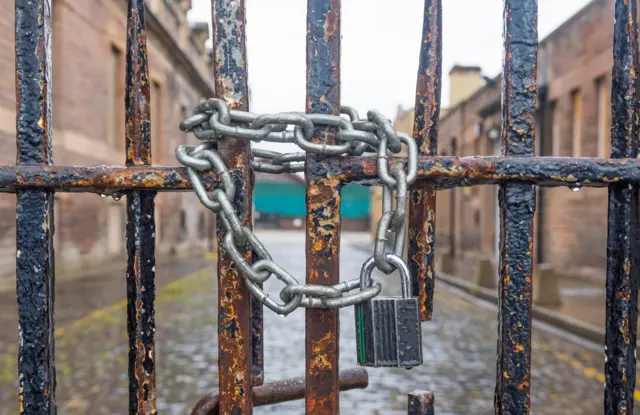 Lock at the Corn Exchange, Edinburgh