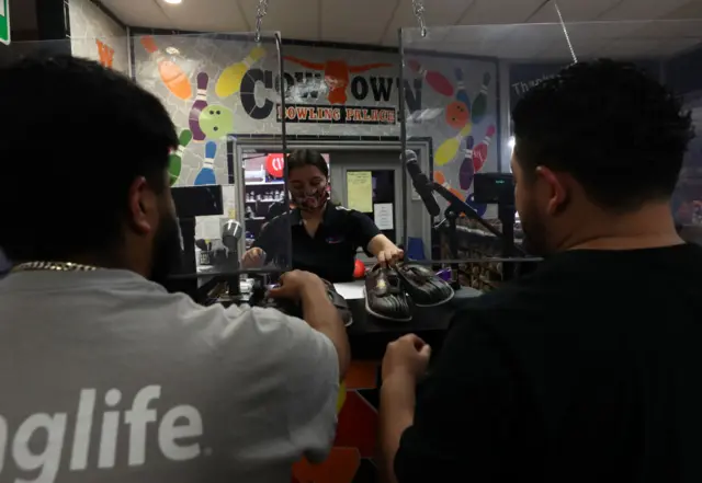 Bowling alley open in Texas