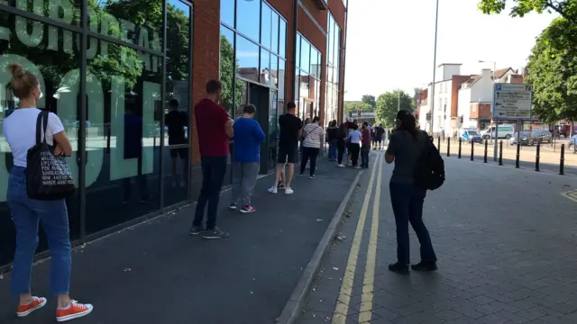 Queue at Sports Direct