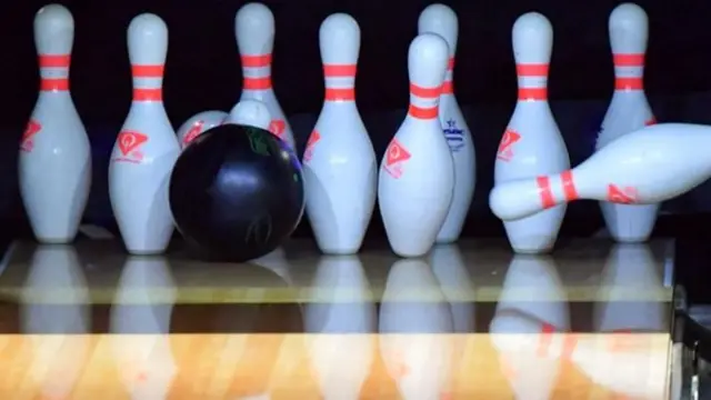 ten-pin bowling