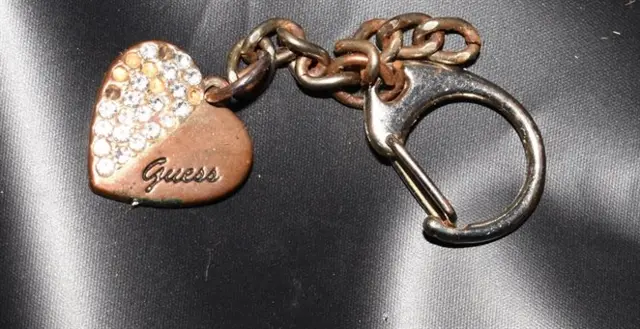 Guess key ring