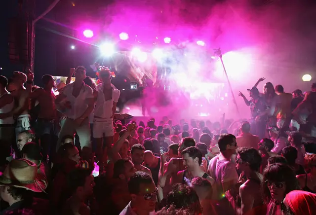 Clubbers in Ibiza 2007