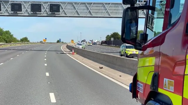 Fire truck at M1 crash