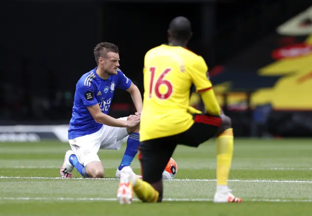 Jamie Vardy kneels