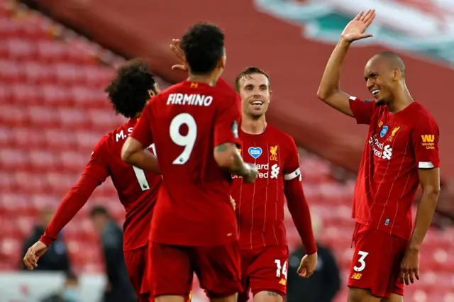 Fabinho celebrates