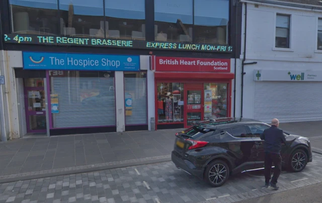 British Heart Foundation, Cowgate, Kirkintilloch