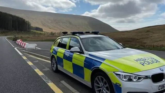 police car in Brecon Beacons