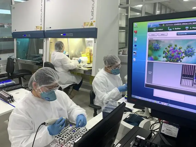 Testers in São Paulo lab