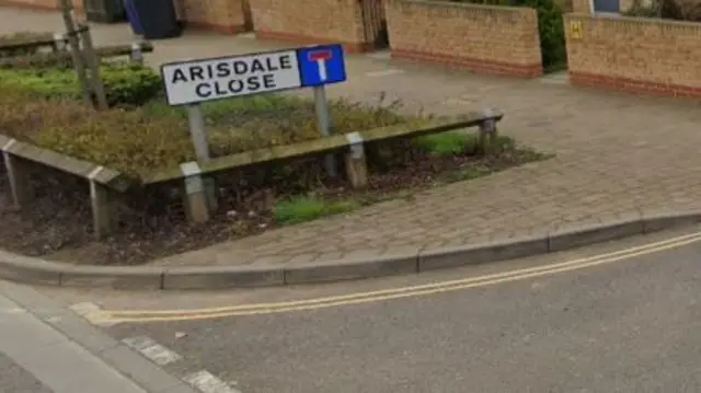 Arisdale Close