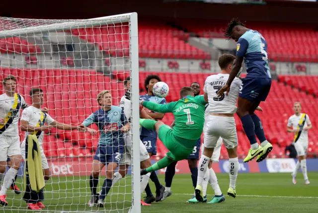 Anthony Stewart scores for Wycombe