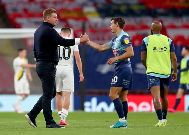 Oxford boss Karl Robinson is dejected