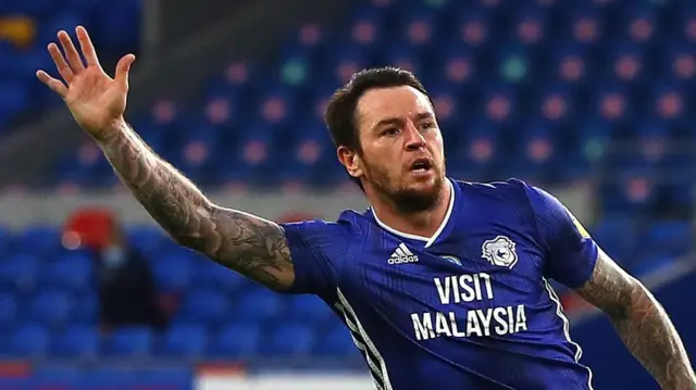 Lee Tomlin