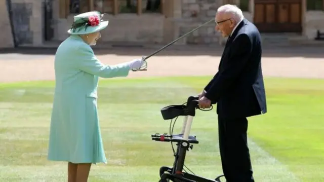 Captain Sir Tom Moore knighted by the Queen