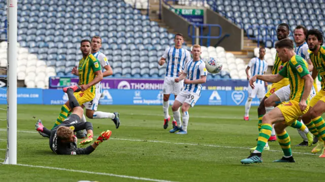 Dara O'Shea scores for West Brom