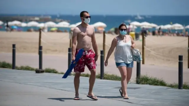 Not everyone was staying at home on the beaches at Barcelona on Saturday