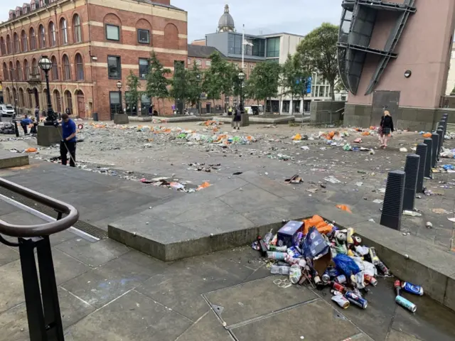 Litter in Millennium Square