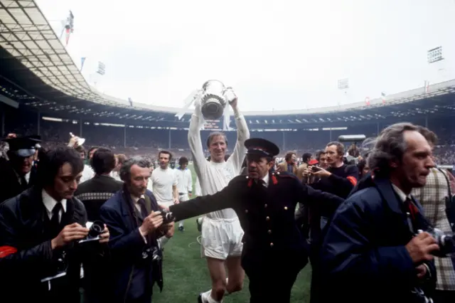 Charlton holds FA Cup