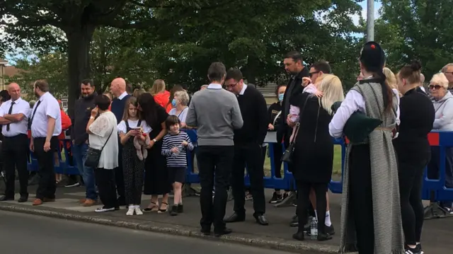 Harmison in crowd