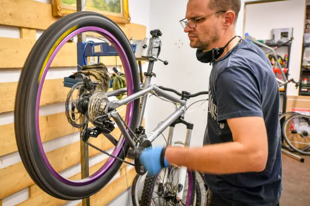 Repairs taking place at Briscycle in Bristol