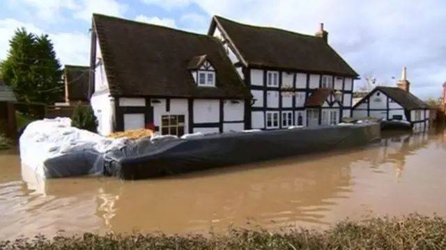 Rose and Crown in Severn Stoke