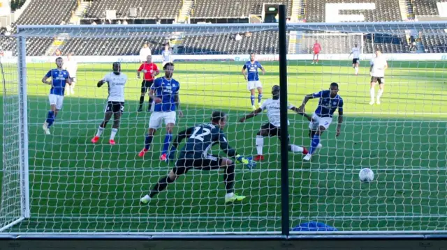 Neeskens Kebano goal