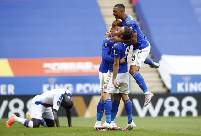 Jamie Vardy scores 100th premier league goal