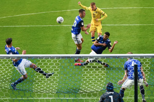 Jay Fulton scores for Swansea