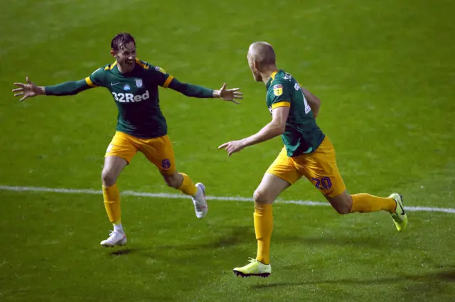 Preston celebrate Jayden Stockley's goal