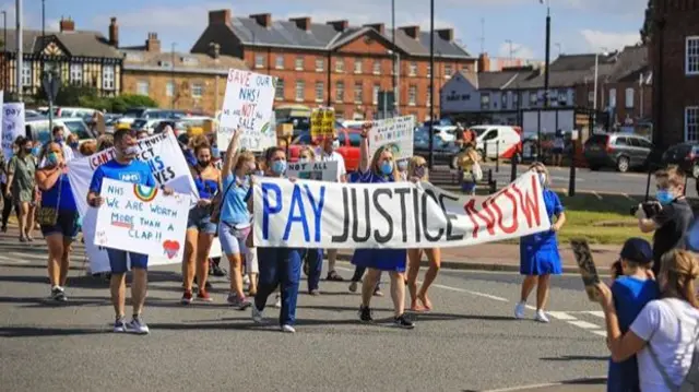 nurses protest