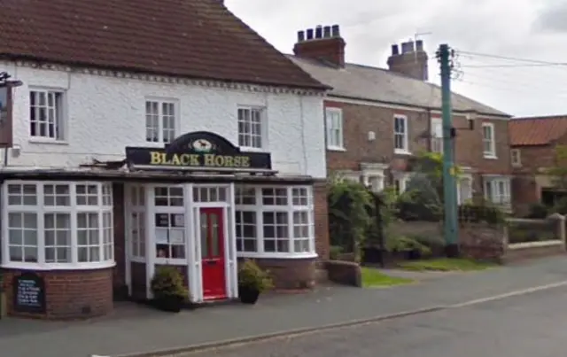 Black Horse, Tollerton