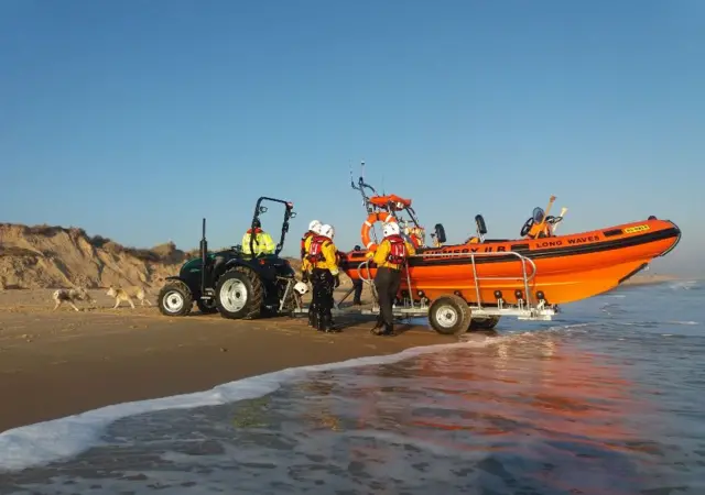 Volunteer lifeboatmen