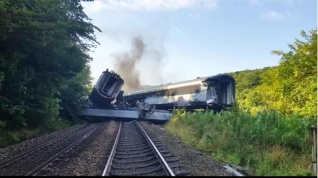 Picture of train derailment