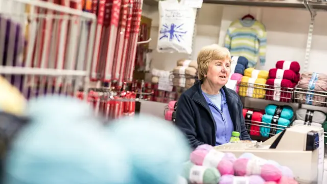 Knitting stall