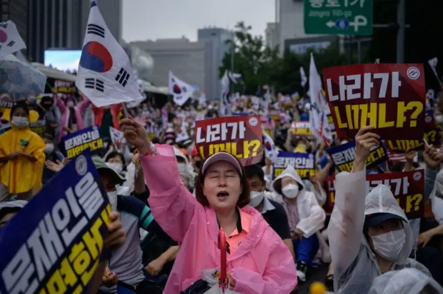 Protesters in Seoul