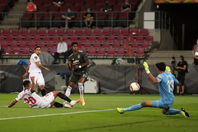 Sevilla v Man Utd