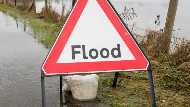 A FLOOD SIGN