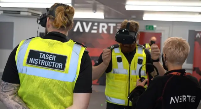 Derbyshire Police trialling virtual reality training tool