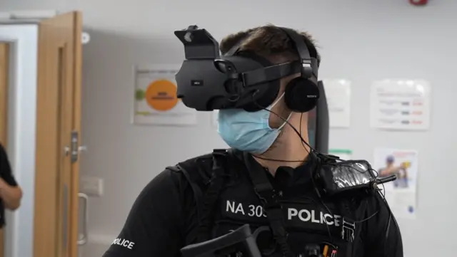 Derbyshire Police trialling virtual reality training tool