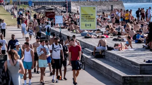 Photo of crowds in Malmo, Sweden