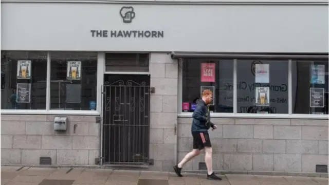 Closed Hawthorn Bar