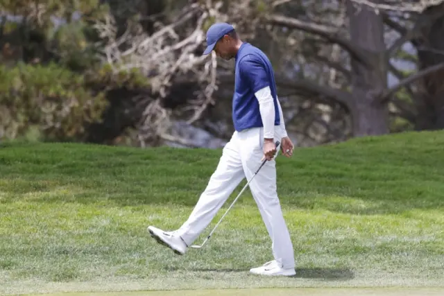 Tiger Woods shows frustration at the 2020 US PGA Championship