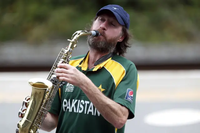 Sax