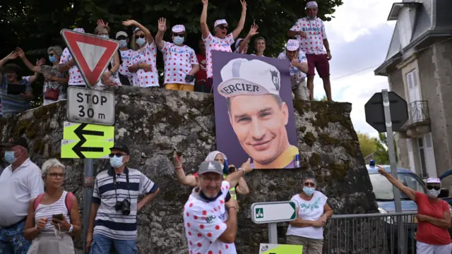 Fans at the Tour de France