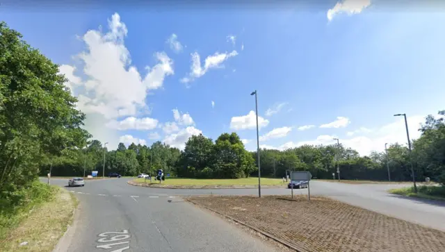 Roundabout near South Milford