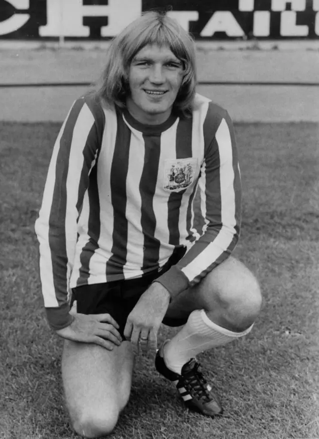 Tony Currie