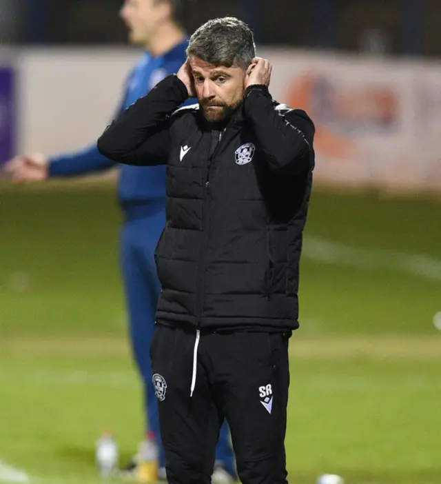 Motherwell boss Stephen Robinson