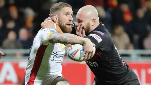 Sam Tomkins and Gil Dudson