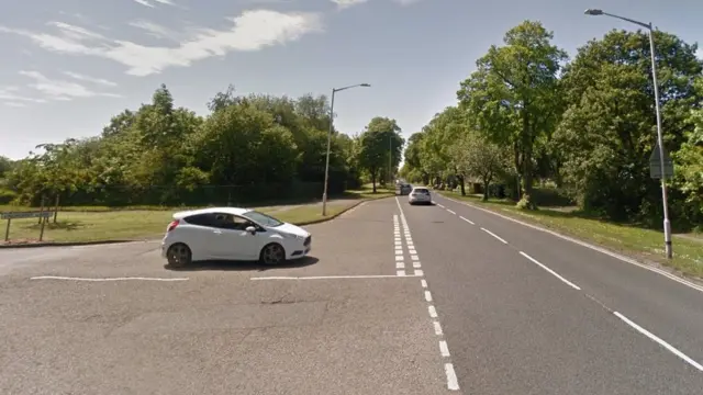 Berry Hill Lane and Lindhurst Lane junction in Mansfield