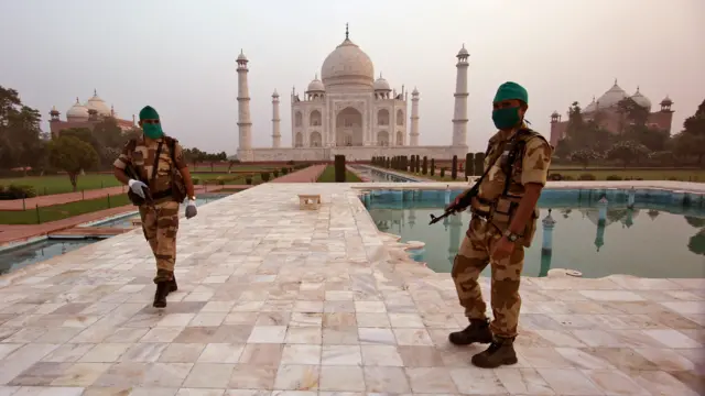 Taj Mahal reopening